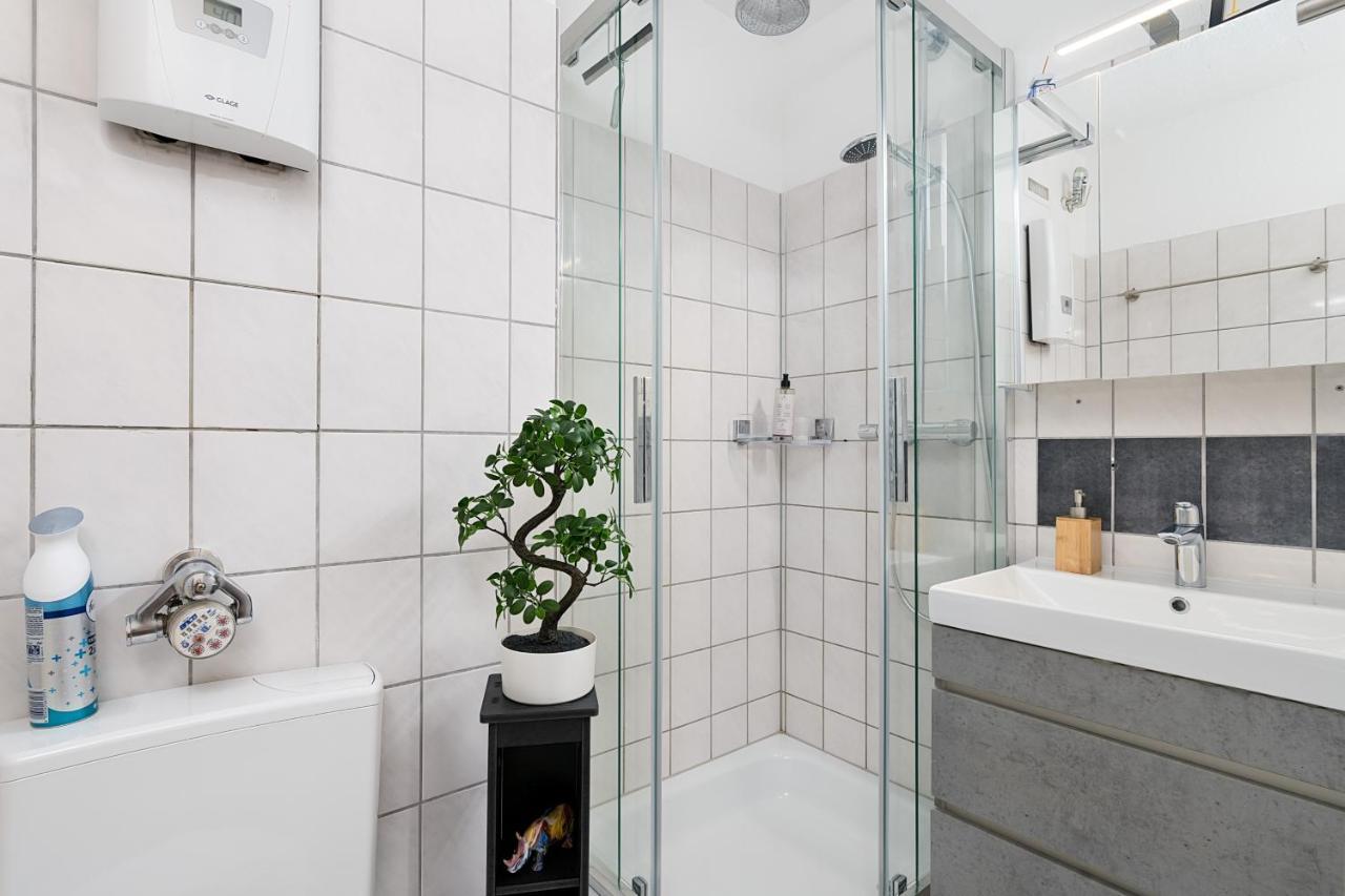 דיסבורג Federnest - Luxus-Studio - Kingsize Boxspringbett - Home-Office Mit Monitor Und Drucker - 11 Min Hbf מראה חיצוני תמונה