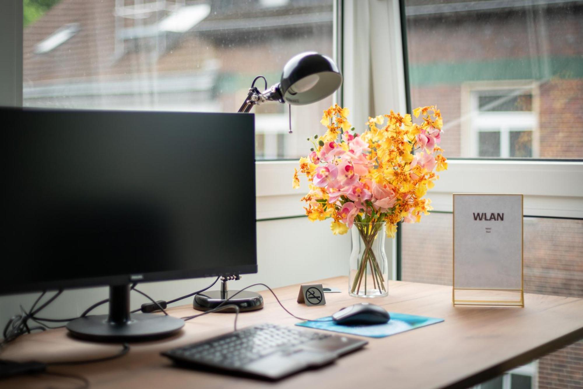 דיסבורג Federnest - Luxus-Studio - Kingsize Boxspringbett - Home-Office Mit Monitor Und Drucker - 11 Min Hbf מראה חיצוני תמונה